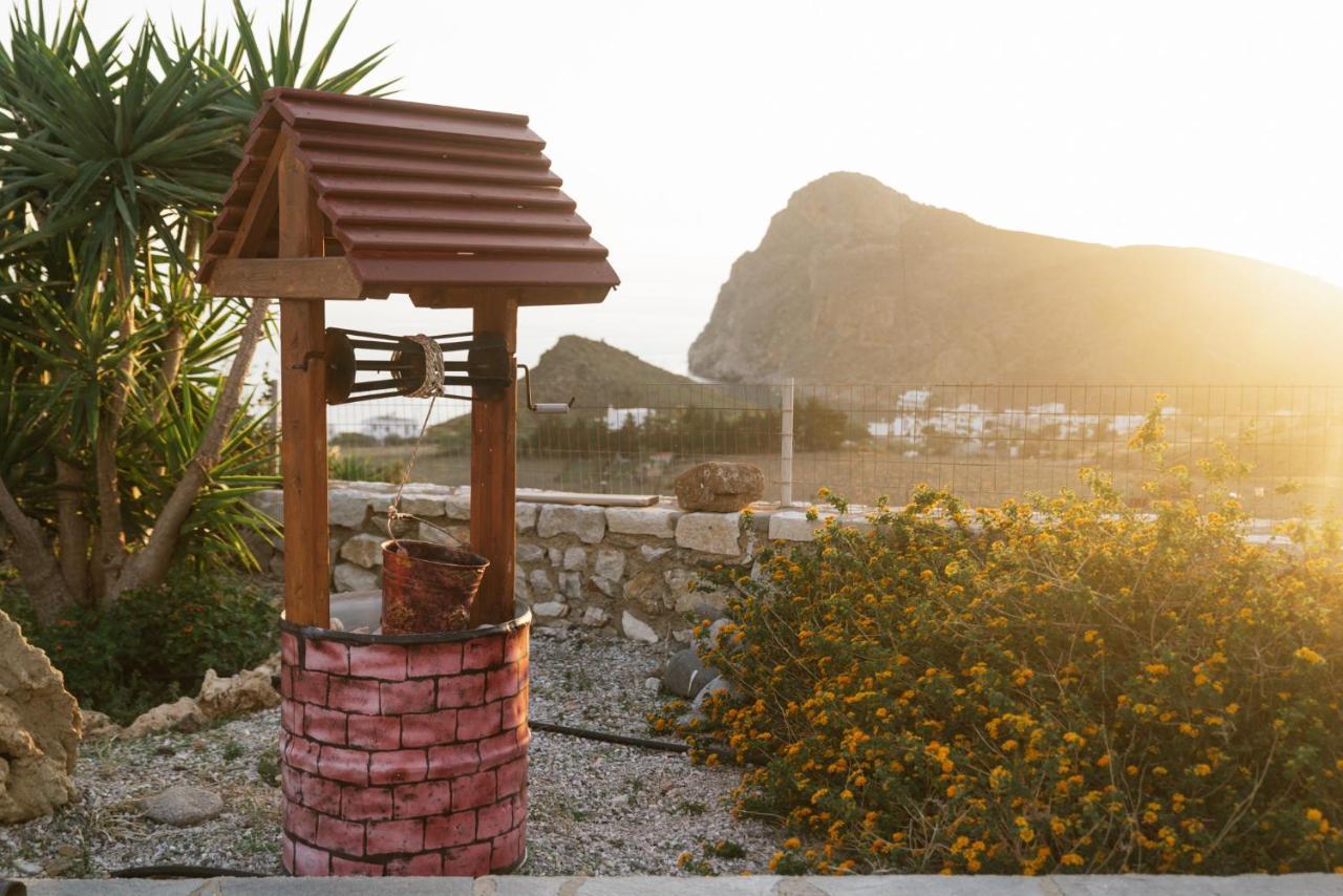 Hideaway Southcrete Apartment Lentas Exterior photo