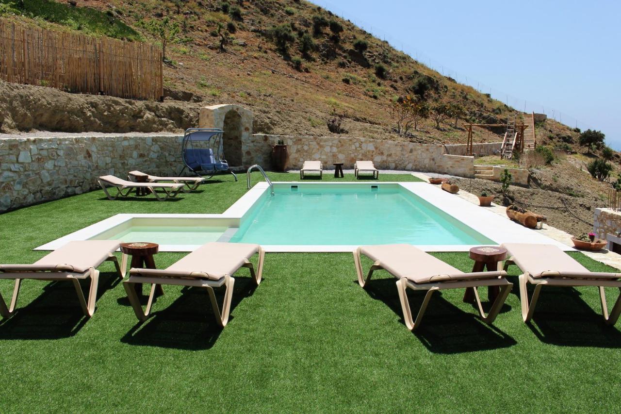 Hideaway Southcrete Apartment Lentas Exterior photo